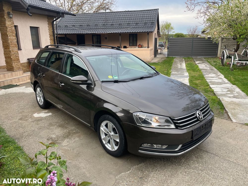 Volkswagen Passat - 2