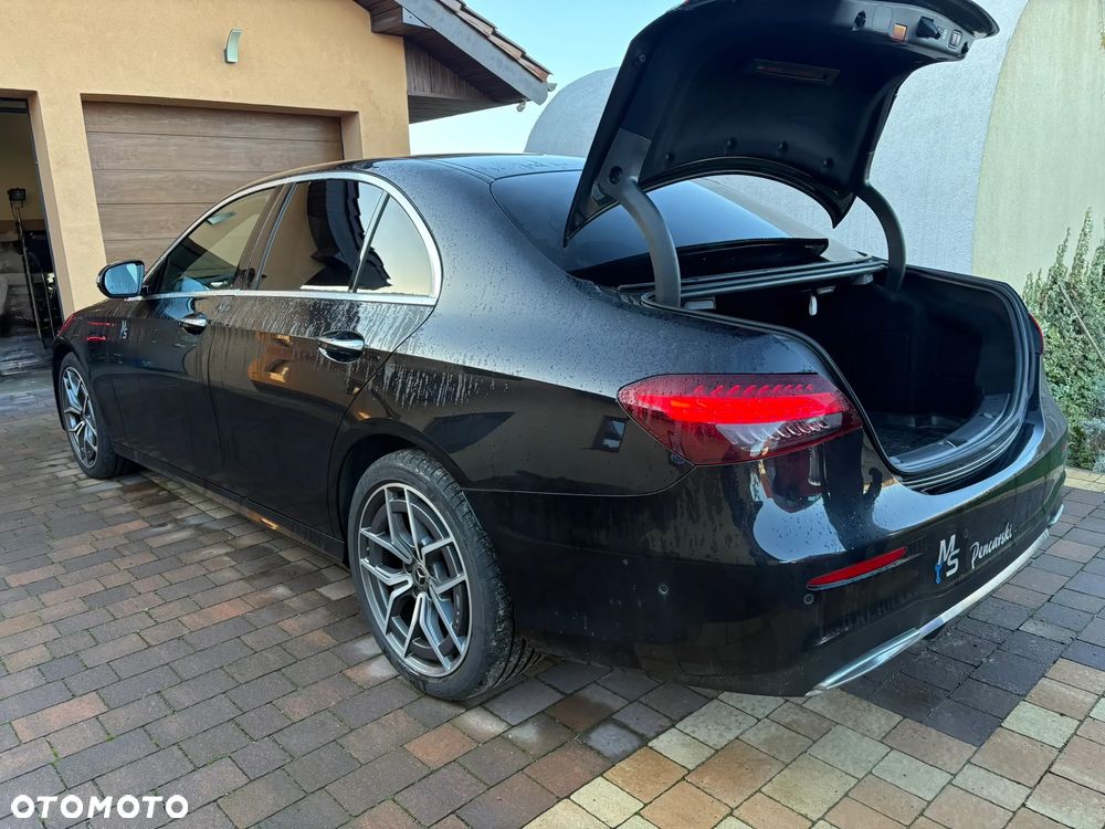 Mercedes-Benz Klasa E 220 d 4-Matic - 5