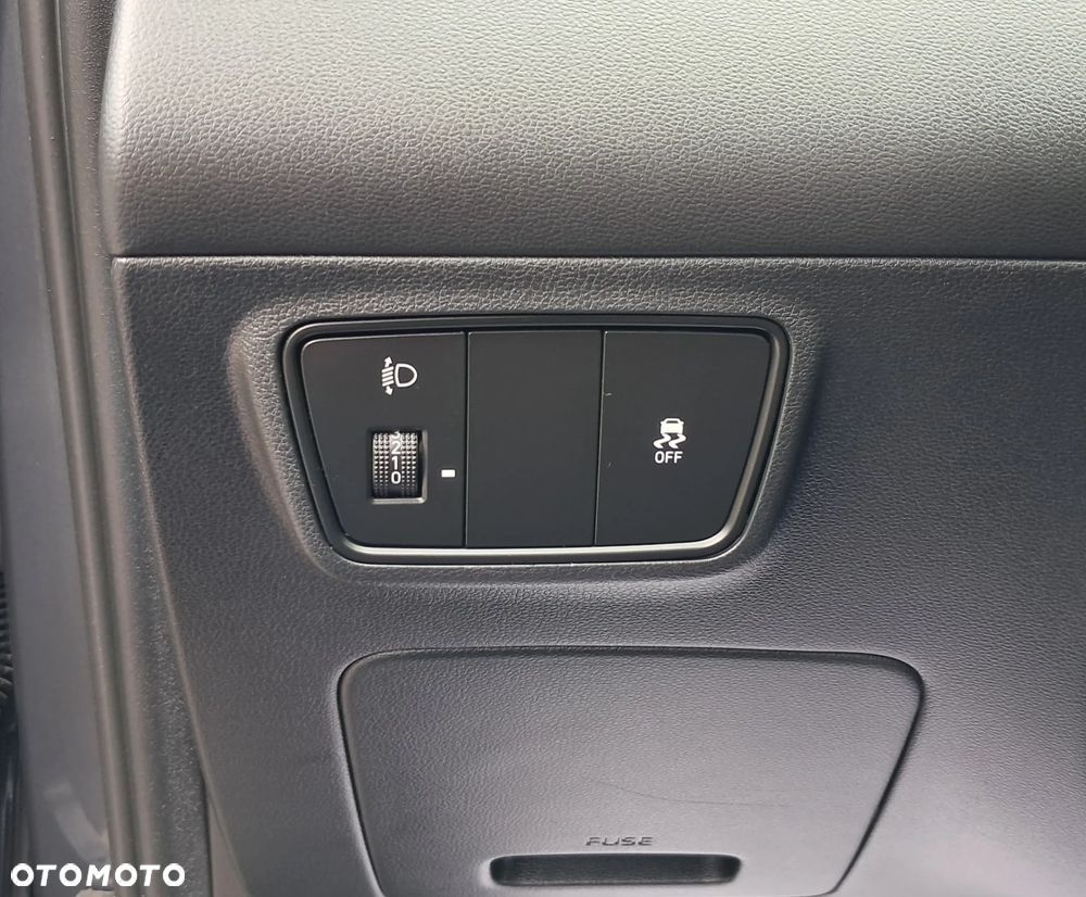 Hyundai Tucson 1.6 CRDi 48V-Hybrid 2WD DCT Select - 32