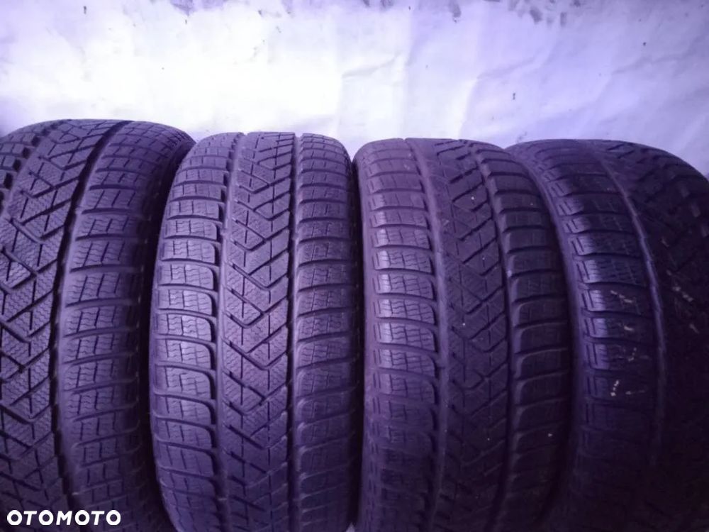 Pirelli Sottozero 3 235/35 R19 91V 2023 7-7.5mm - 1
