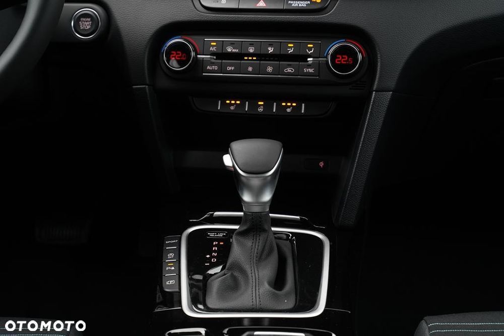 Kia XCeed 1.6 T-GDI Tribute DCT - 26