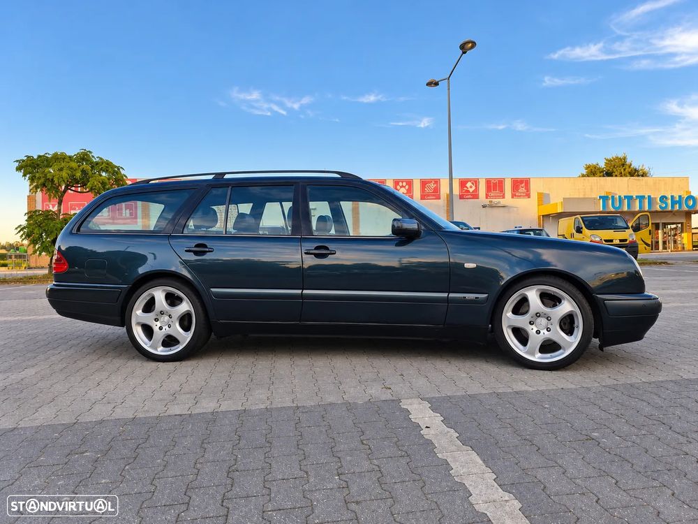 Mercedes-Benz E 220 - 3