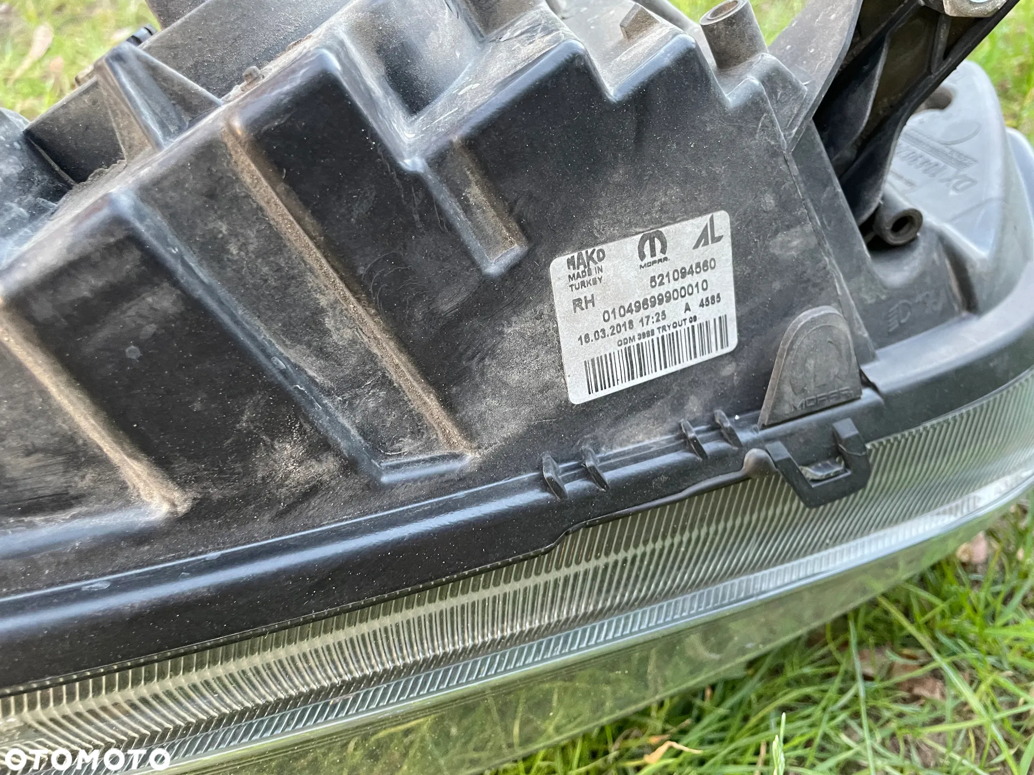 Lampa przednia prawa FIAT DOBLO 2009 - 2024 - 4