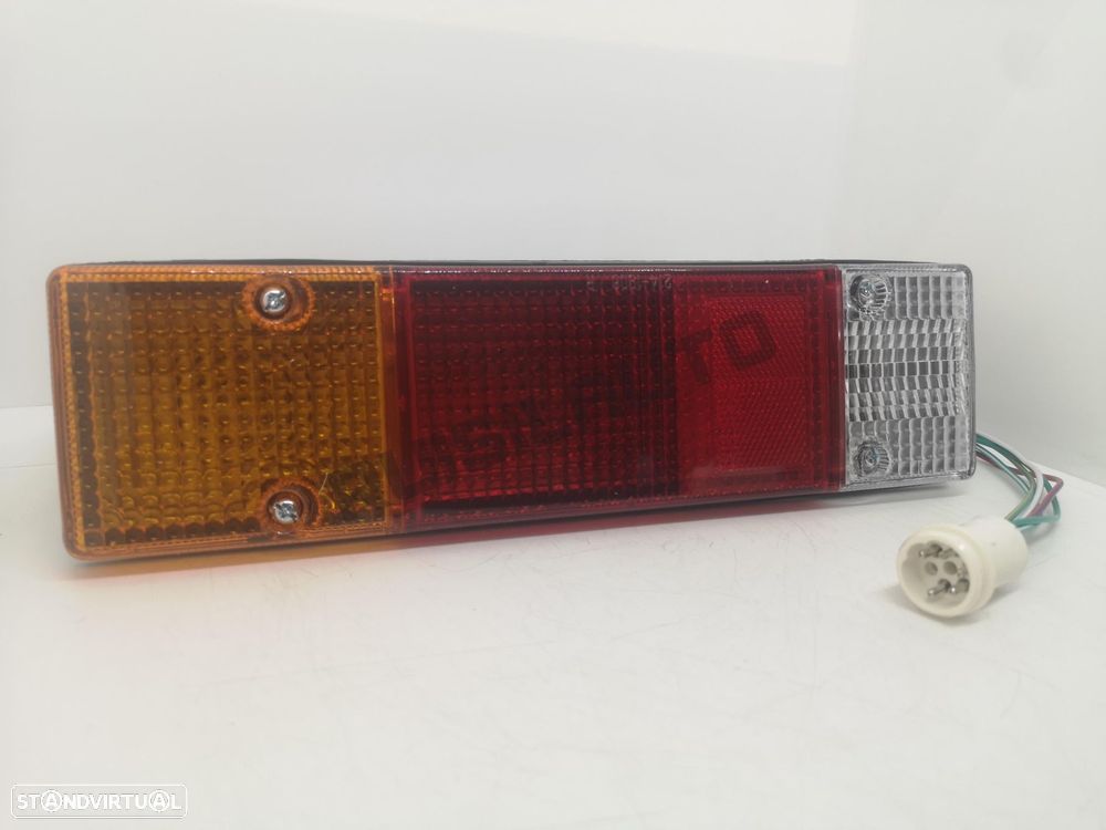 Farolim Trás Painel Direito 214-1906r-o Mitsubishi L300 Iii [19 - 2