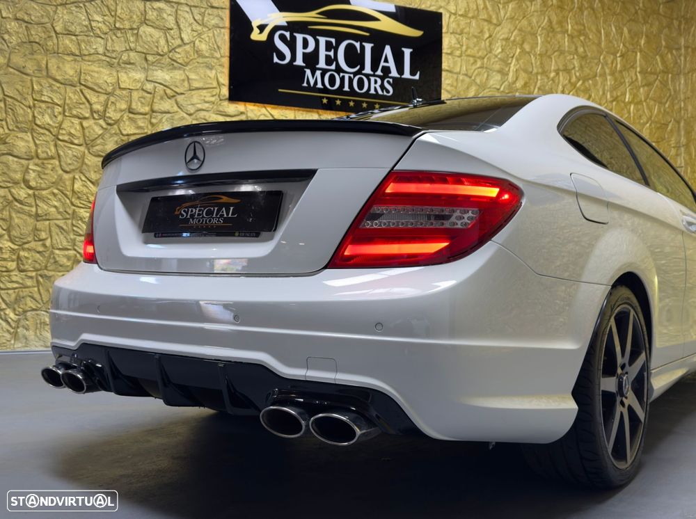 Mercedes-Benz C 220 d Aut. - 14