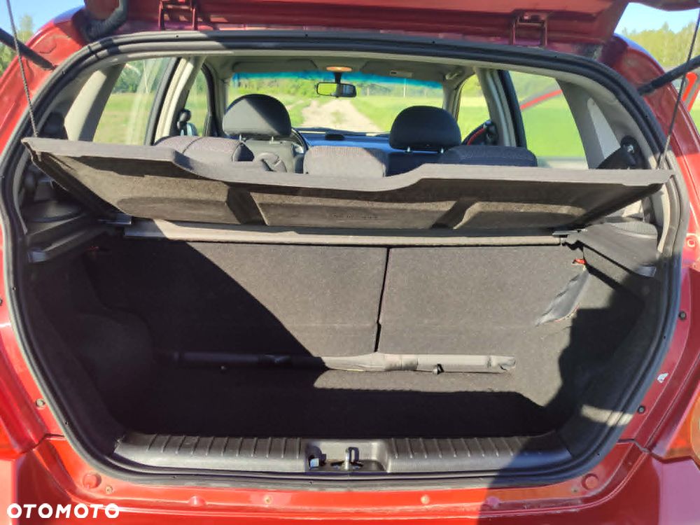 Chevrolet Aveo - 13
