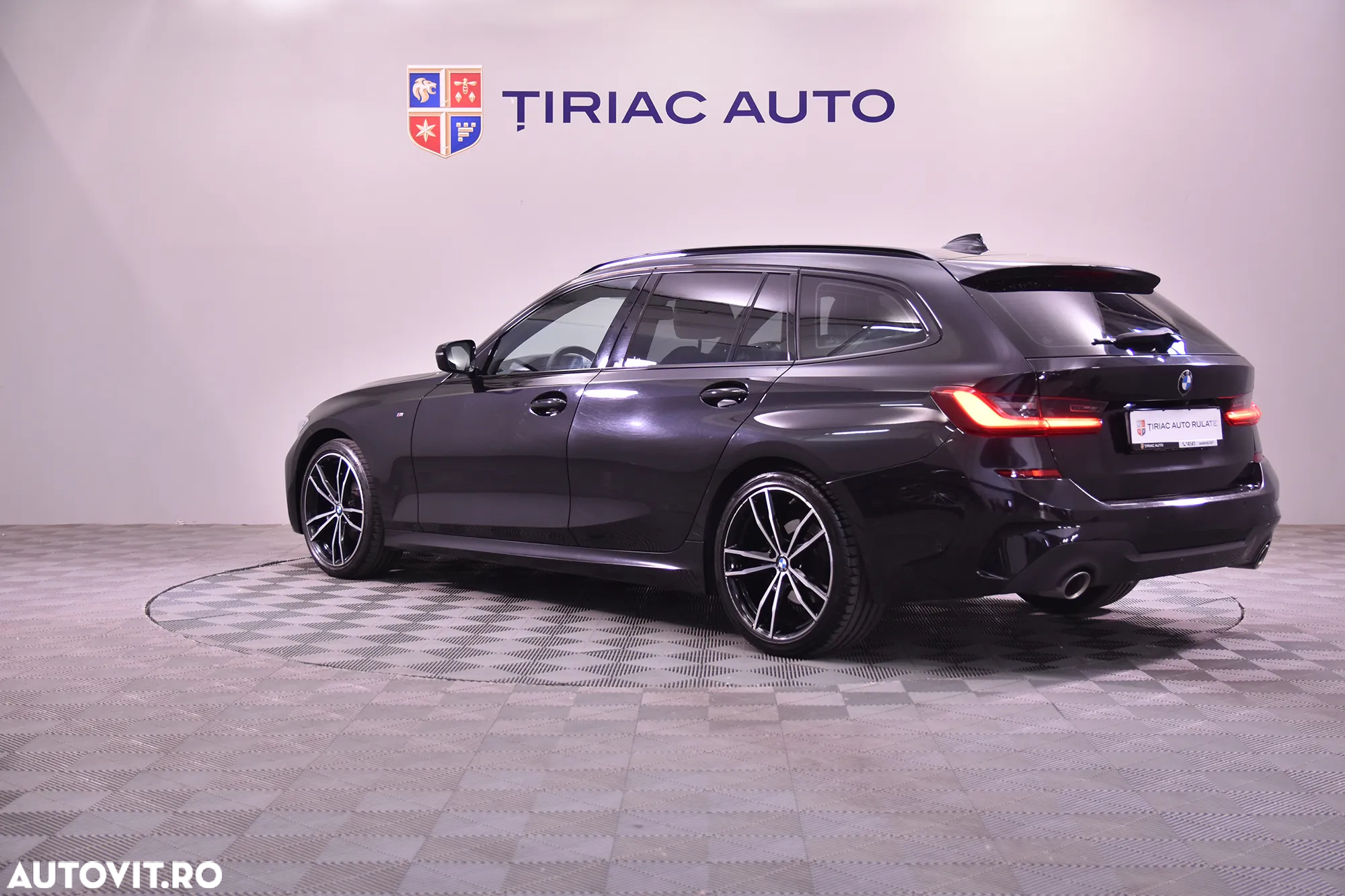 BMW Seria 3 320i Touring Aut. M Sport - 3