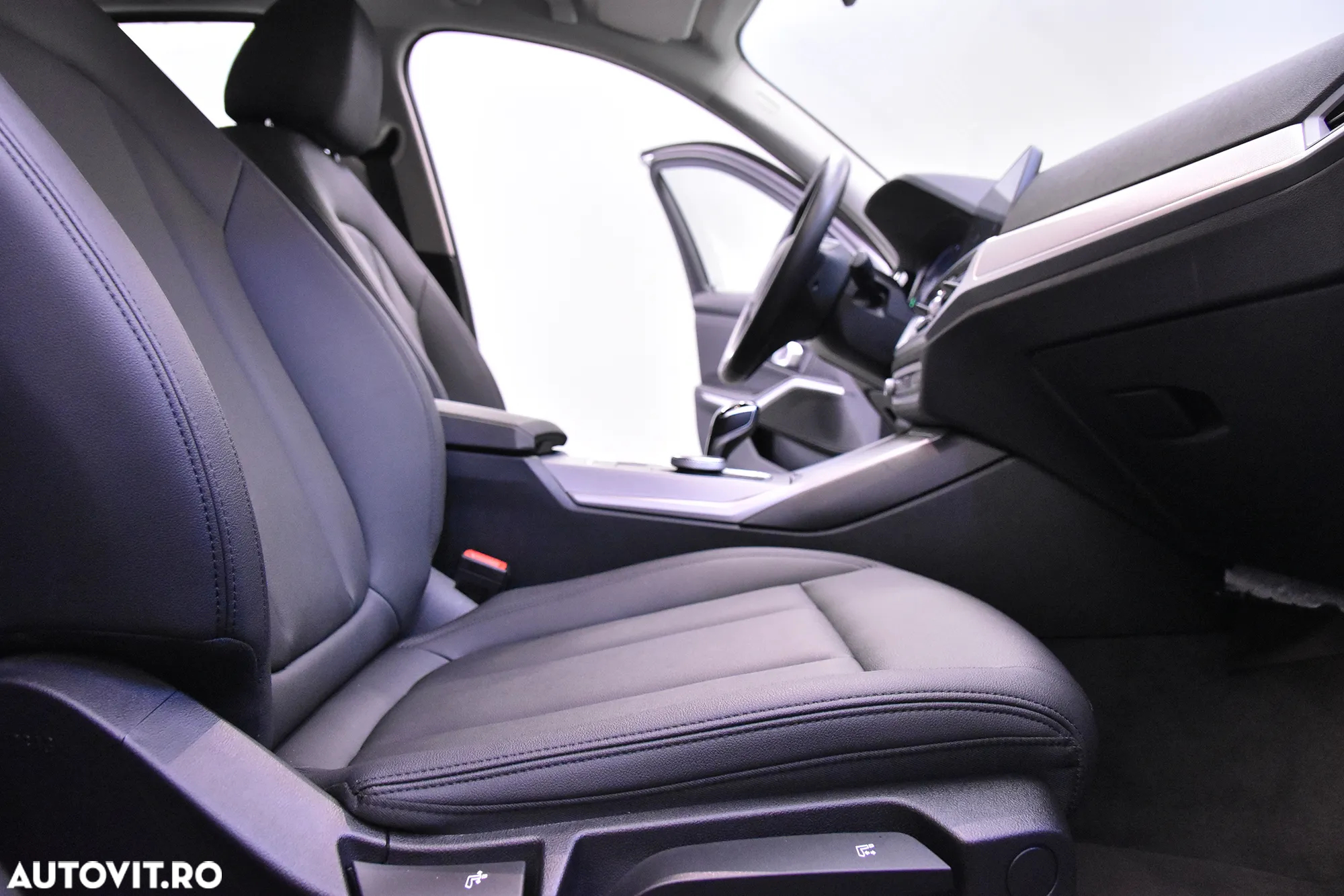 BMW Seria 3 330e AT PHEV - 10