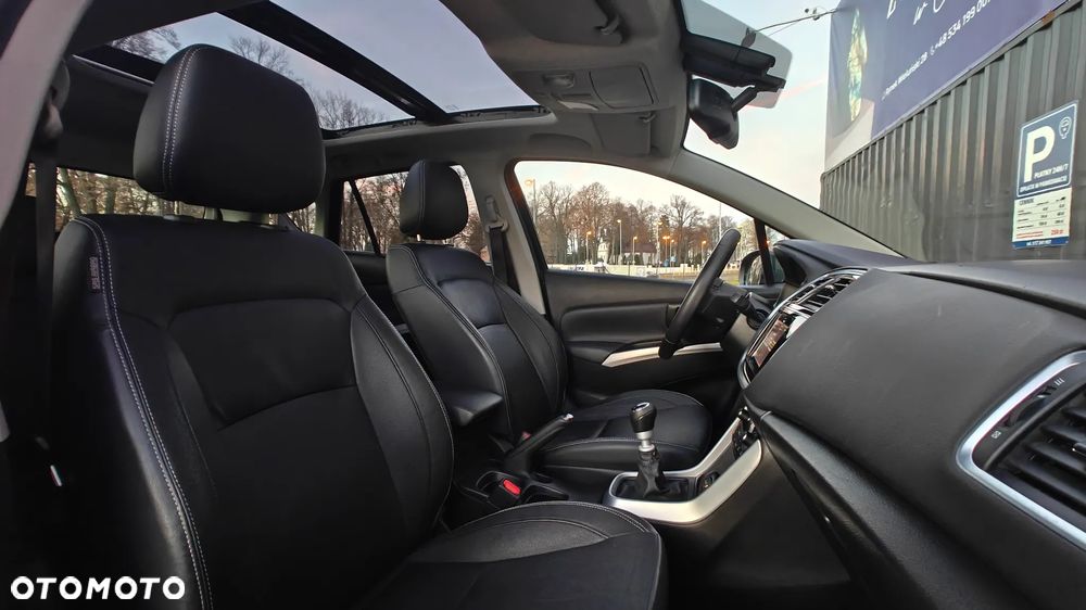 Suzuki SX4 S-Cross 1.4 Boosterjet Allgrip Comfort+ - 35