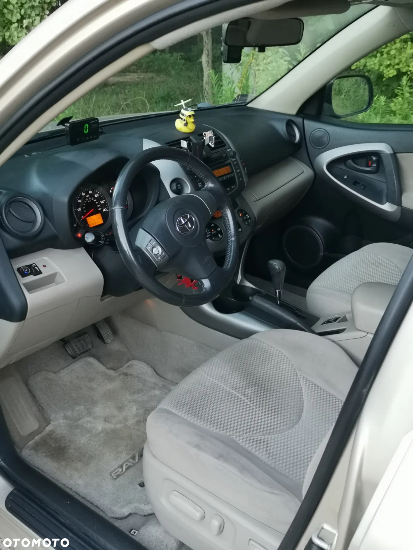 Toyota RAV4 - 33