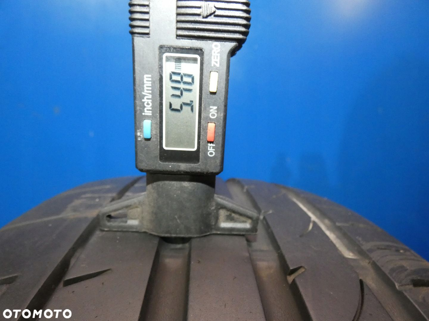 OPONA FALKEN AZENIS FK453CC 235/65 R17 17 5.5mm - 2