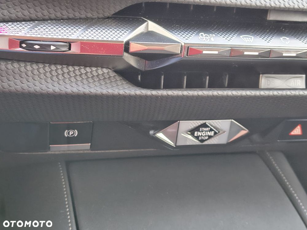 DS Automobiles DS 4 1.6 E-Tense Performance Line + - 40