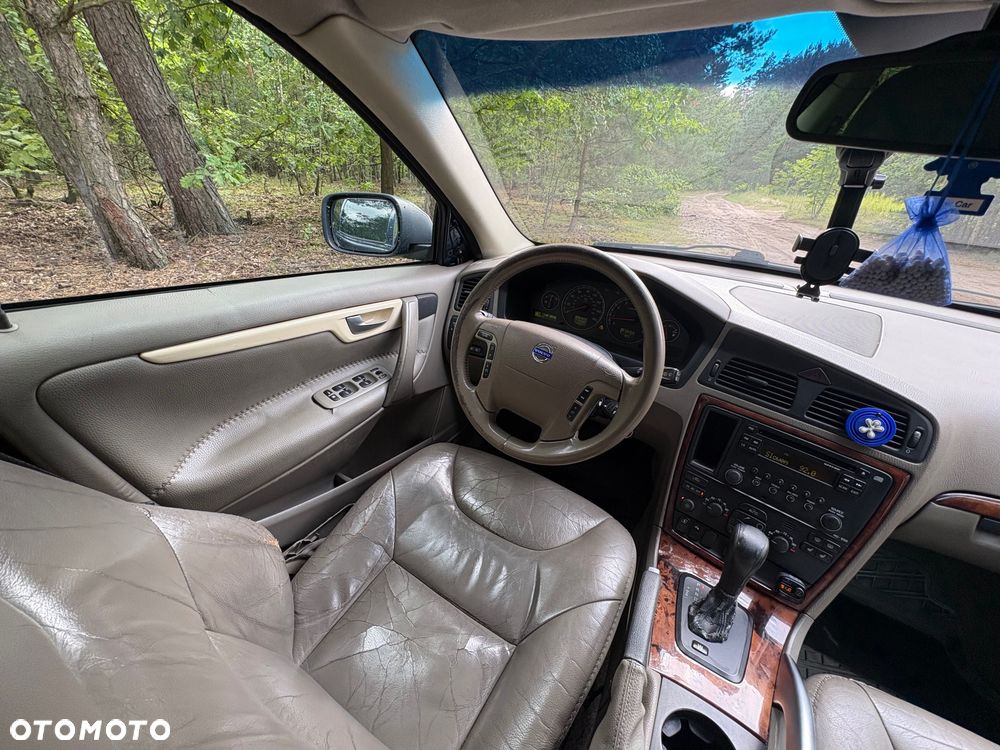Volvo XC 70 - 8