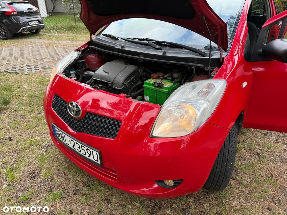 Toyota Yaris 1.0 Luna A/C - 25