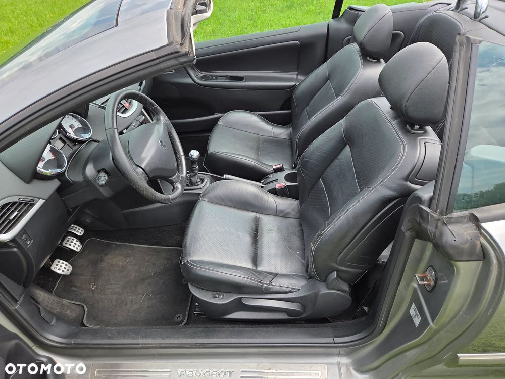Peugeot 207 CC - 14