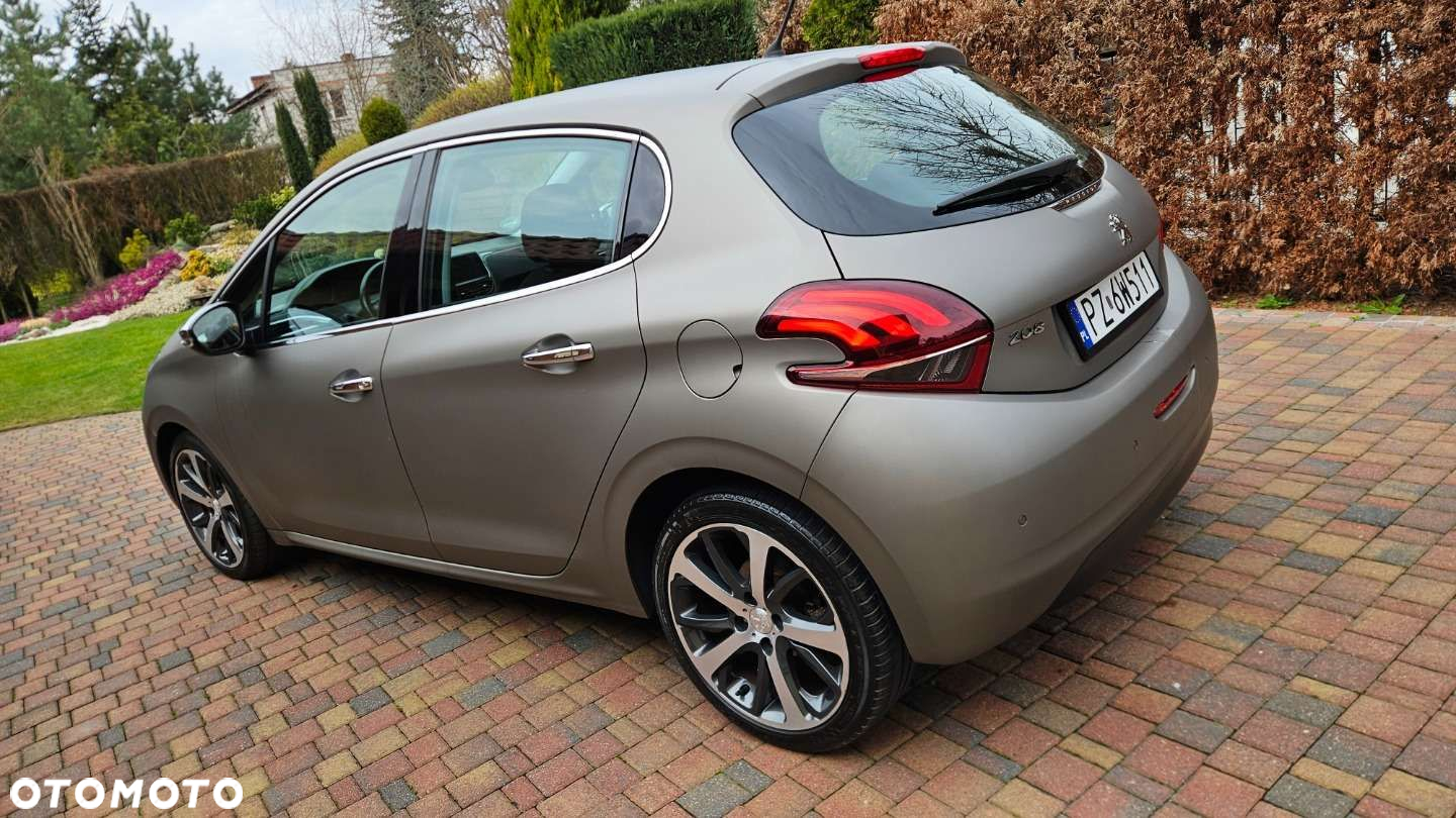 Peugeot 208 PureTech 110 Stop & Start Signature - 6