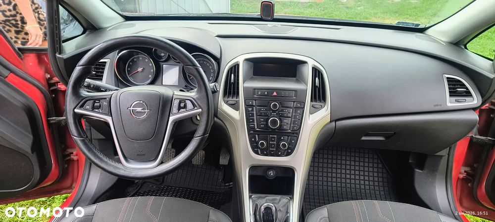 Opel Astra 1.4 Turbo 150 Jahre - 7