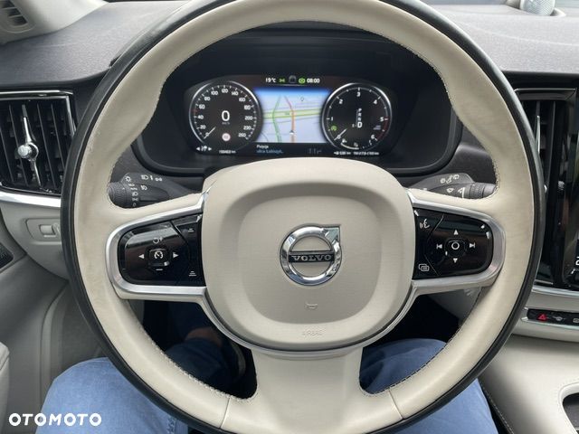 Volvo V90 D5 SCR AWD Momentum Pro - 6