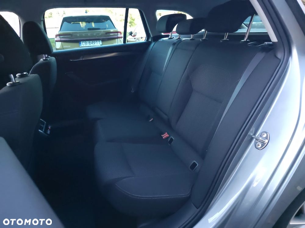 Skoda Superb 2.0 TDI Style - 14