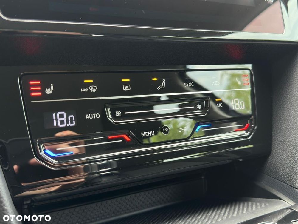 Volkswagen Passat 1.5 TSI EVO Business DSG - 24