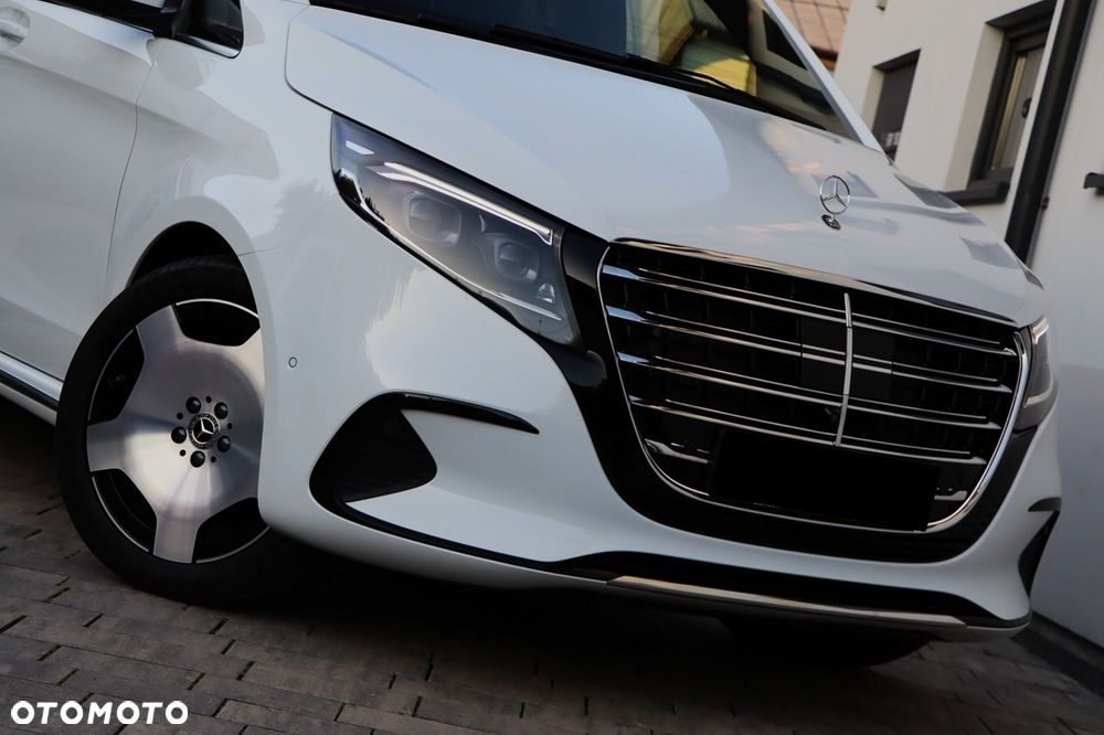 Mercedes-Benz Klasa V - 18