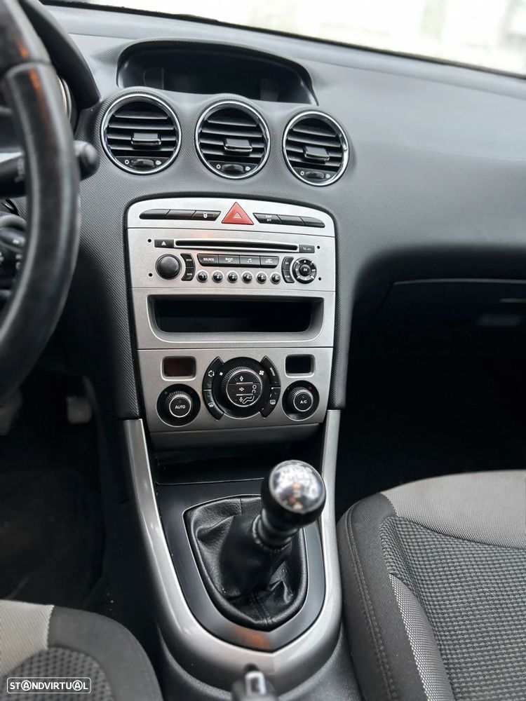 Peugeot 308 1.6 HDi Executive CVM6 - 3