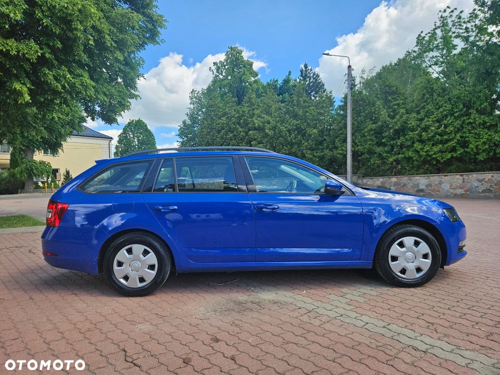 Skoda Octavia 1.6 TDI SCR Active - 4