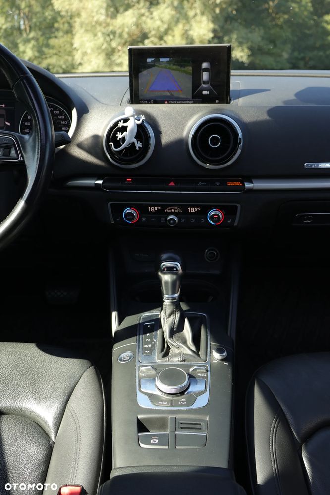 Audi A3 Limousine 40 TFSI Quattro S tronic - 14