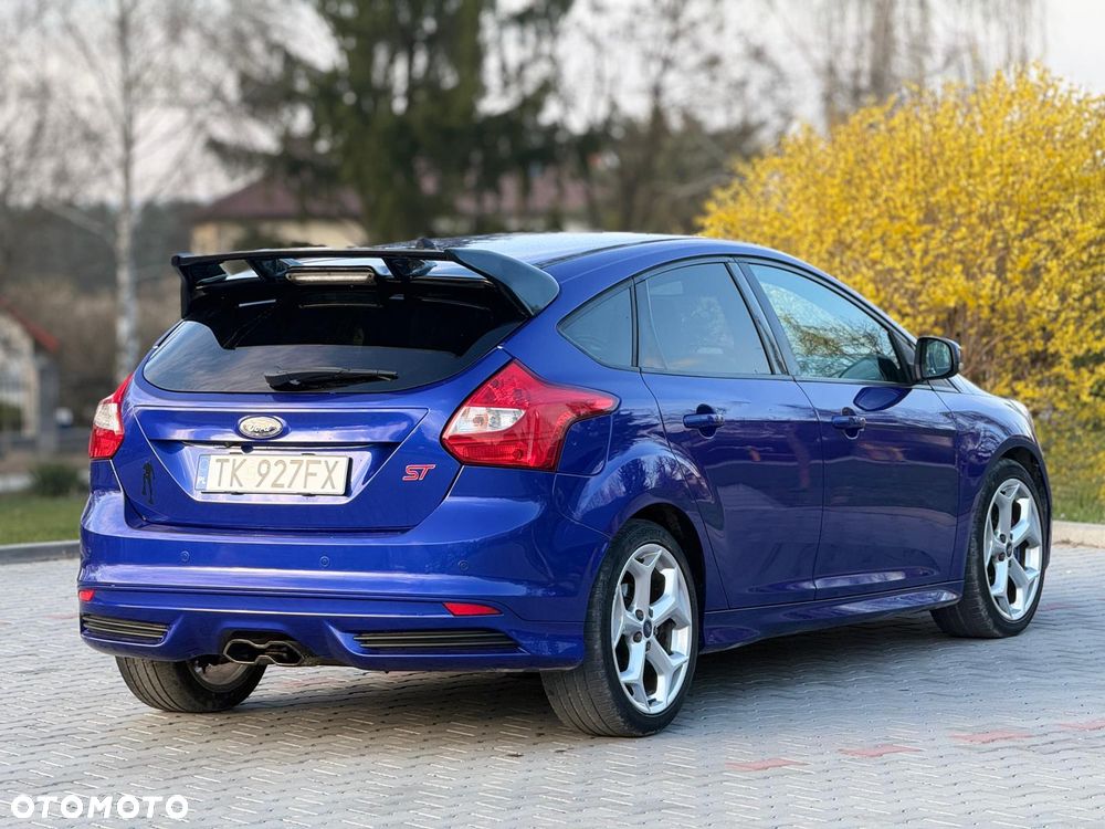 Ford Focus 2.0 EcoBoost ST - 15