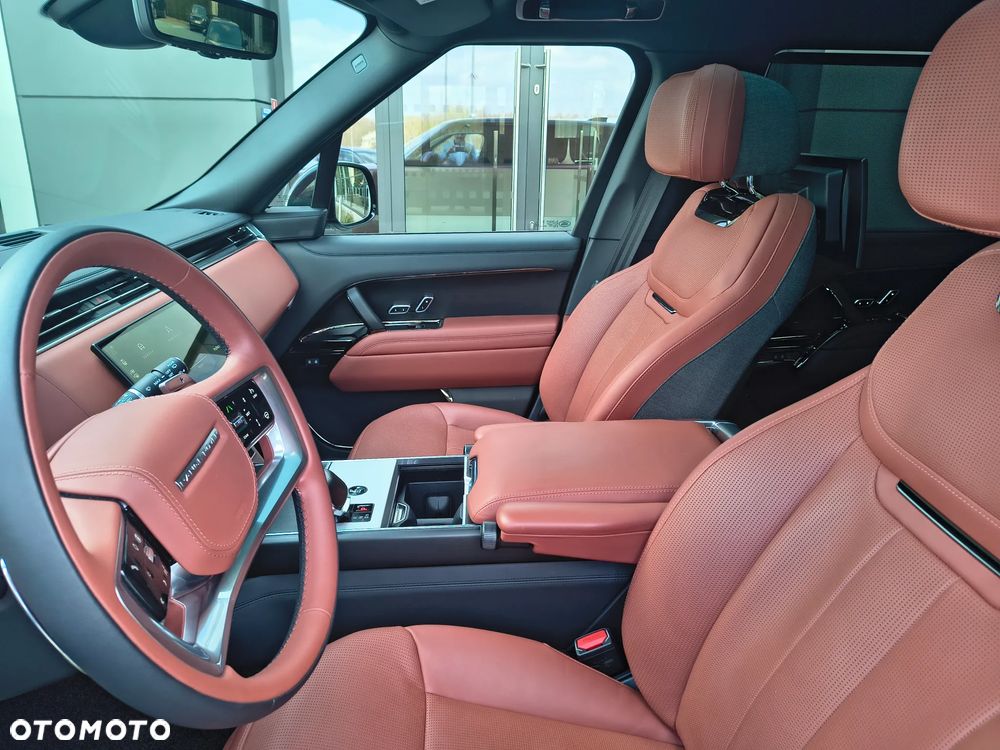 Land Rover Range Rover 4.4 V8 P615 mHEV LWB SV - 17