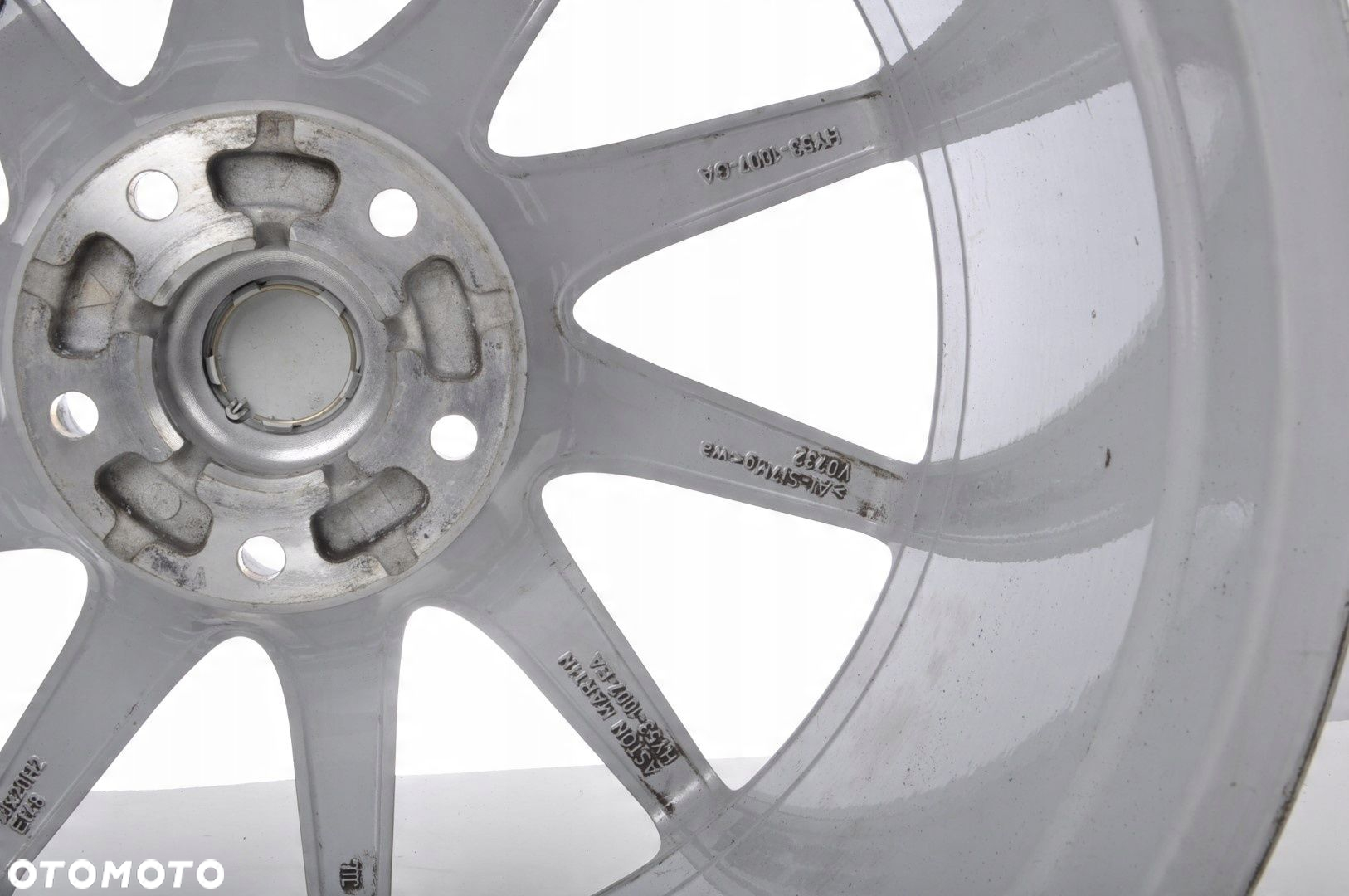 ASTON MARTIN  DB11 FELGA ALUMINIOWA R20" 9J 5X120 ET48 HY53-1007CA - 2