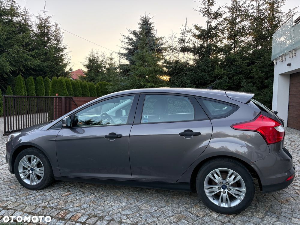 Ford Focus 1.6 Trend - 4