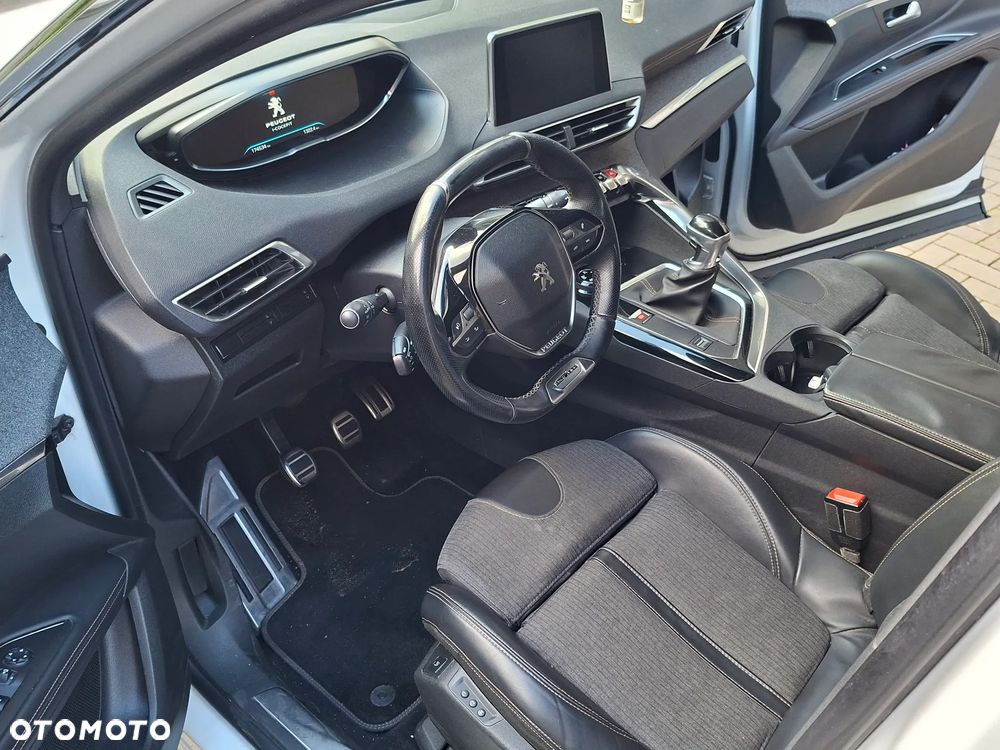 Peugeot 5008 - 6