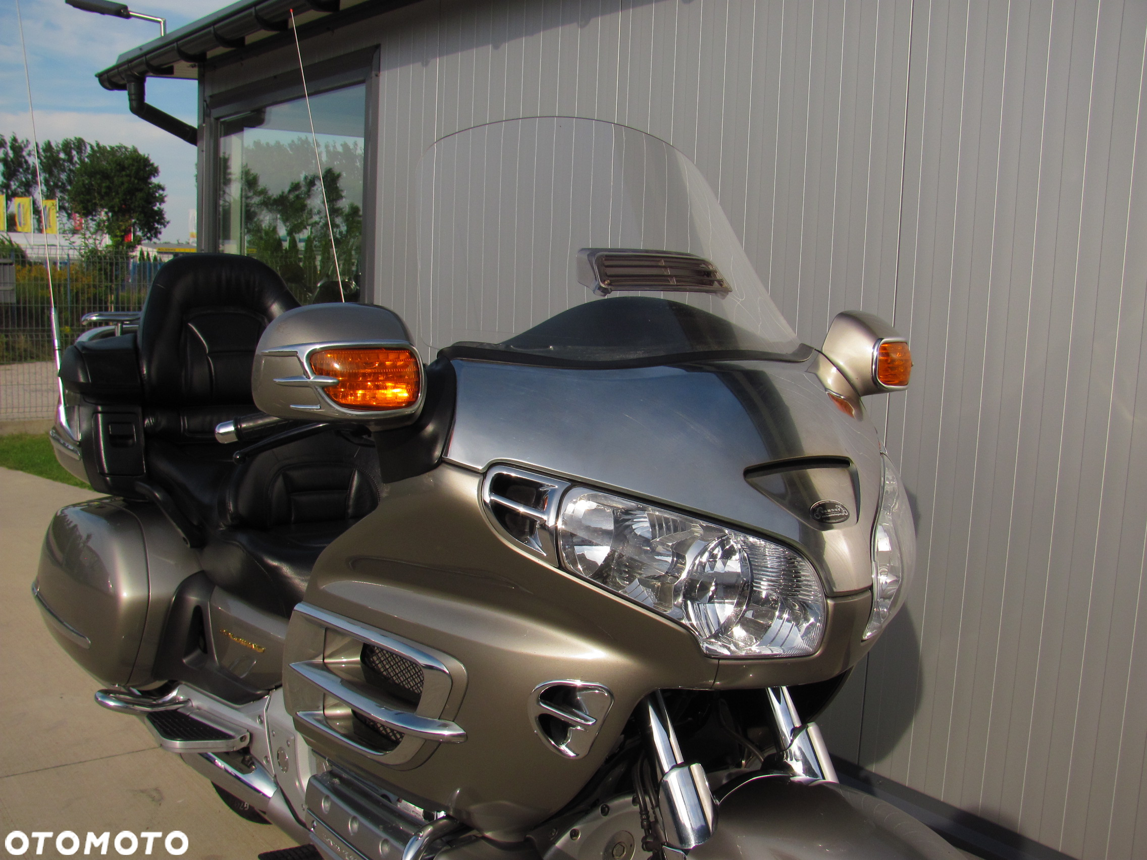 Honda GL - 4