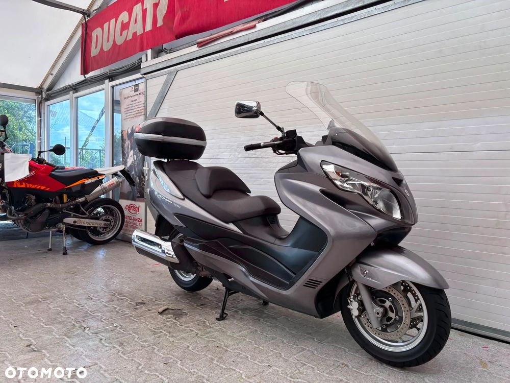 Suzuki Burgman - 3
