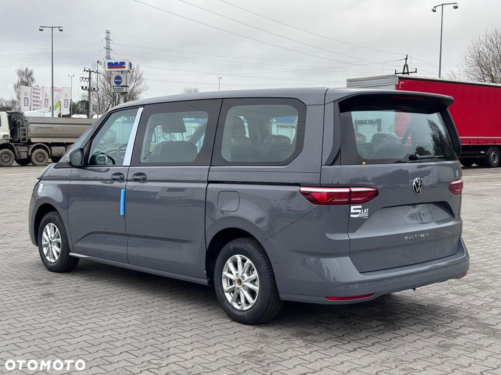 Volkswagen Multivan 2.0 TDI L2 Family DSG - 10