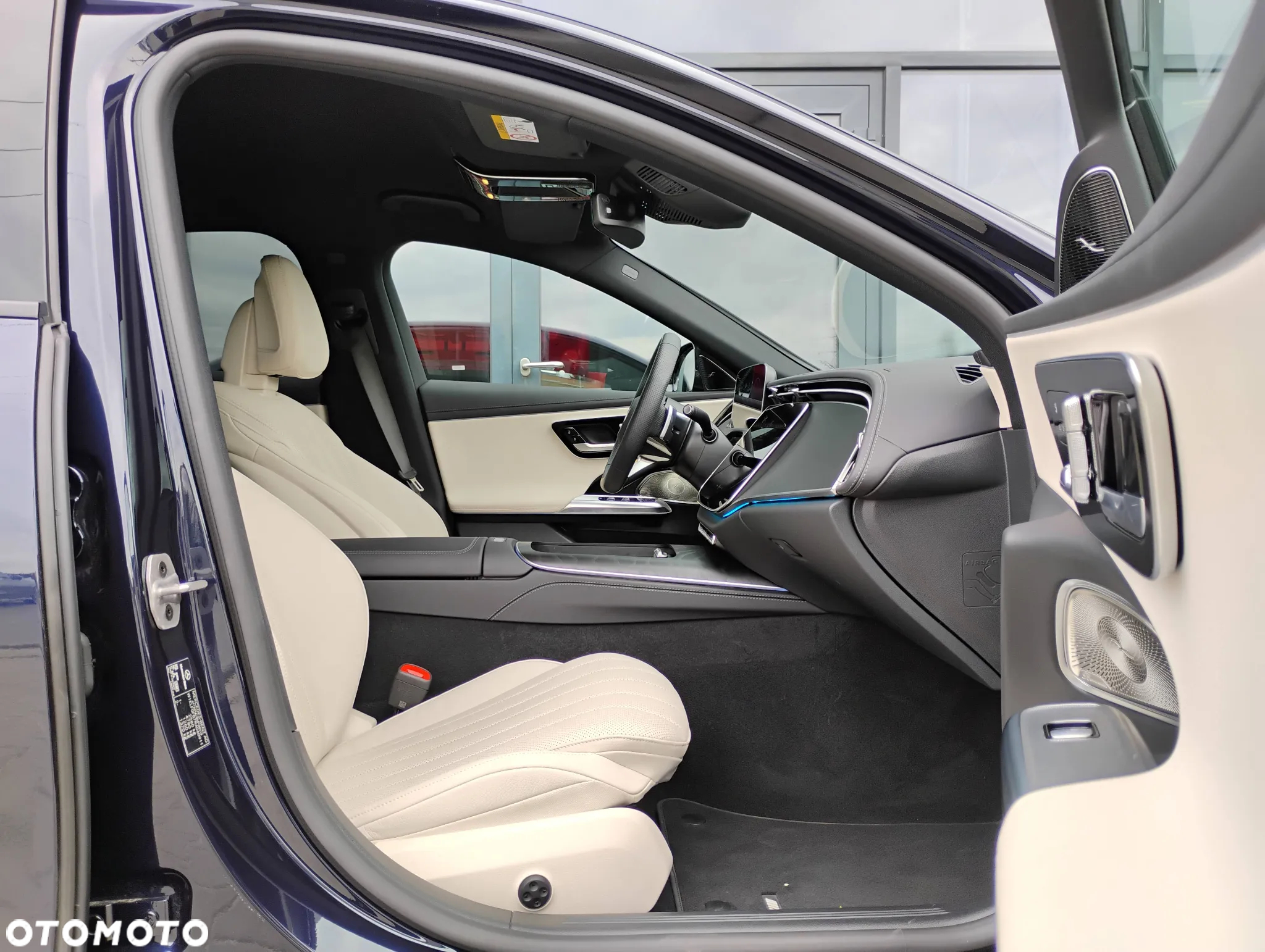 Mercedes-Benz Klasa E 220 d 4-Matic AMG - 16