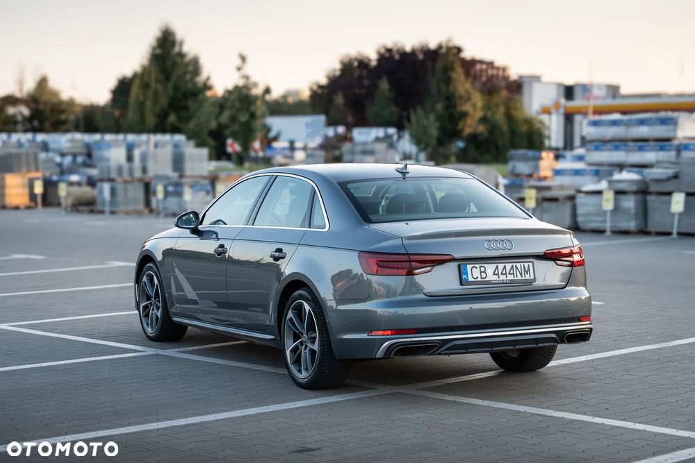 Audi A4 Limousine 35 TFSI mHEV S Line S tronic - 4
