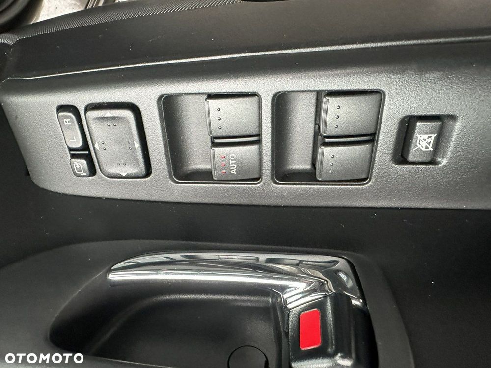 Mazda 5 - 16
