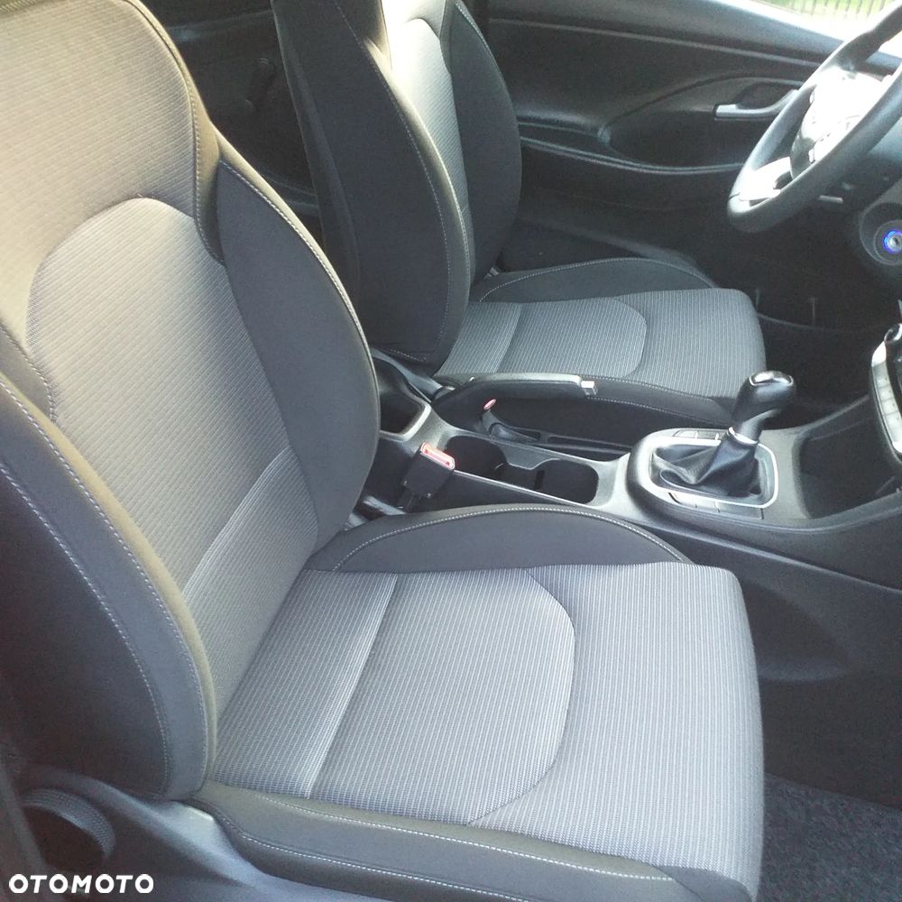 Hyundai i30 blue 1.4 Classic - 9