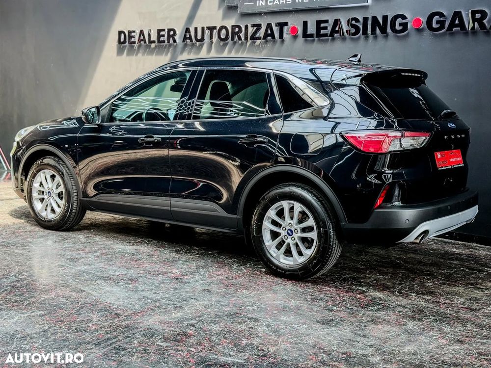 Ford Kuga - 8