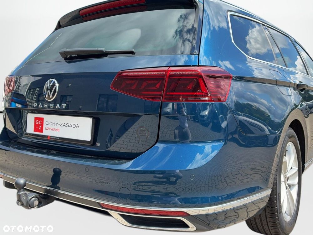 Volkswagen Passat - 36