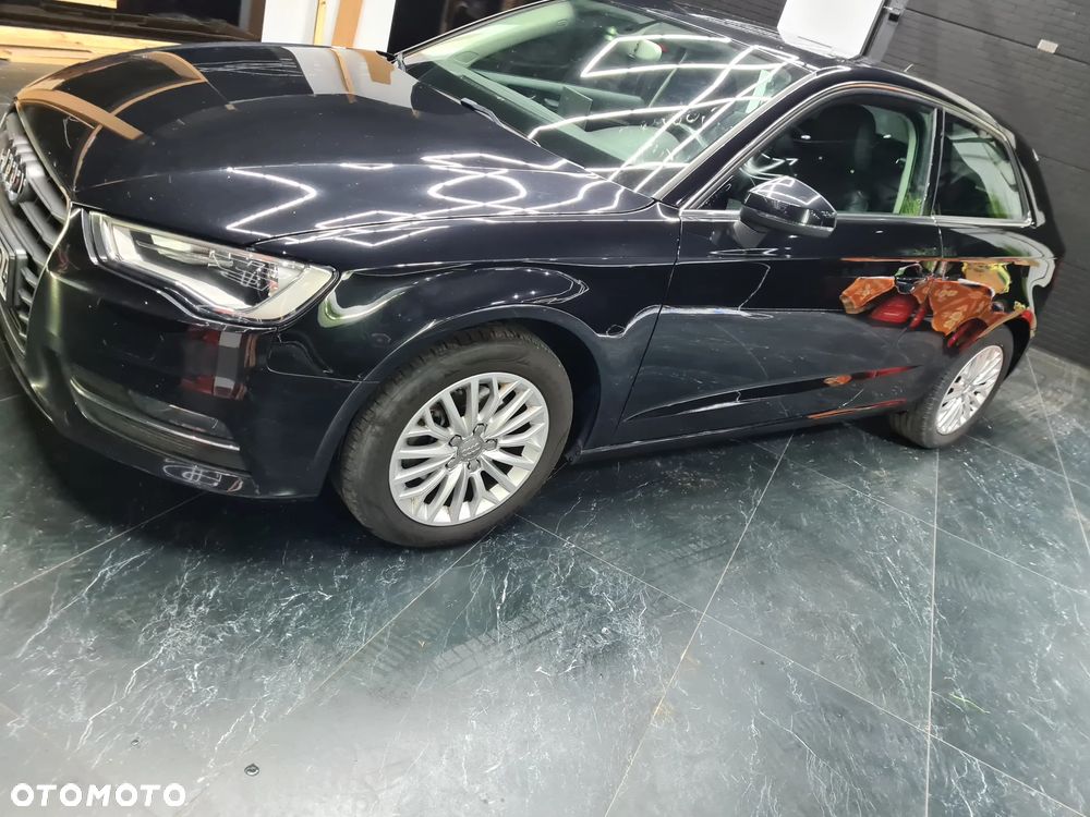 Audi A3 3-drzwiowe 1.4 TFSI Attraction - 4