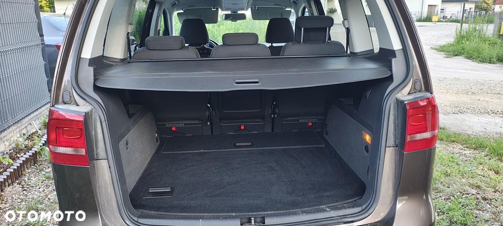 Volkswagen Touran 1.4 TSI STYLE - 4