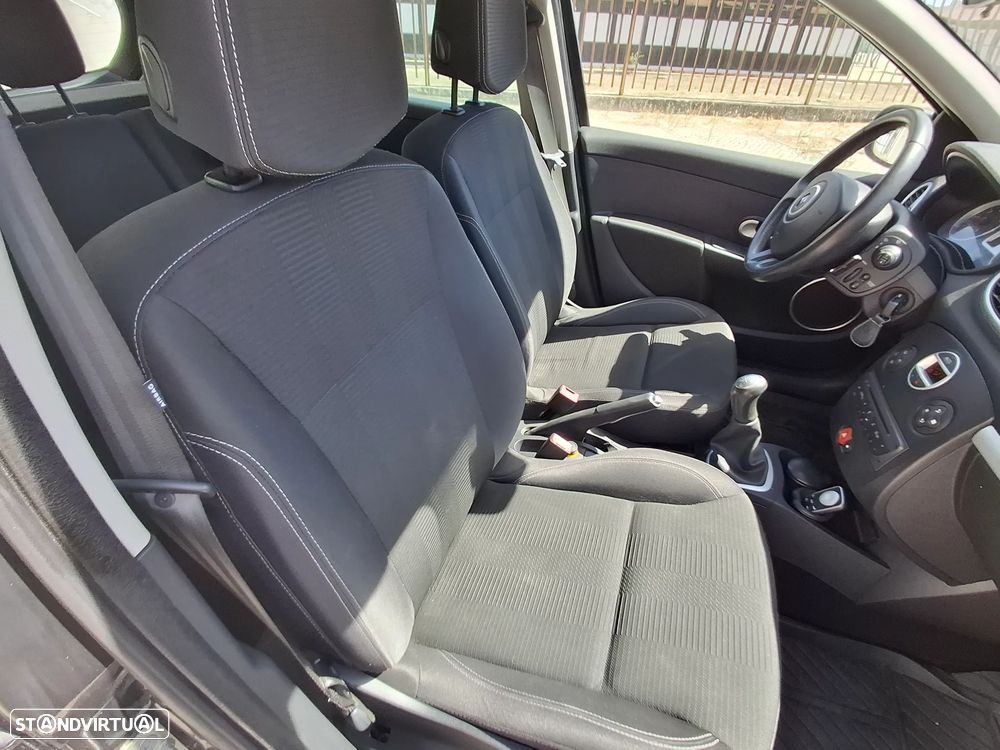 Renault Clio 1.2 TCE Dynamique S - 10