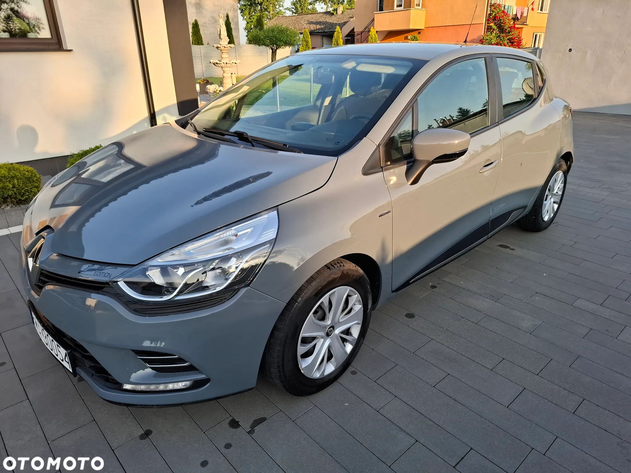 Renault Clio 0.9 Energy TCe Limited 2018 - 1