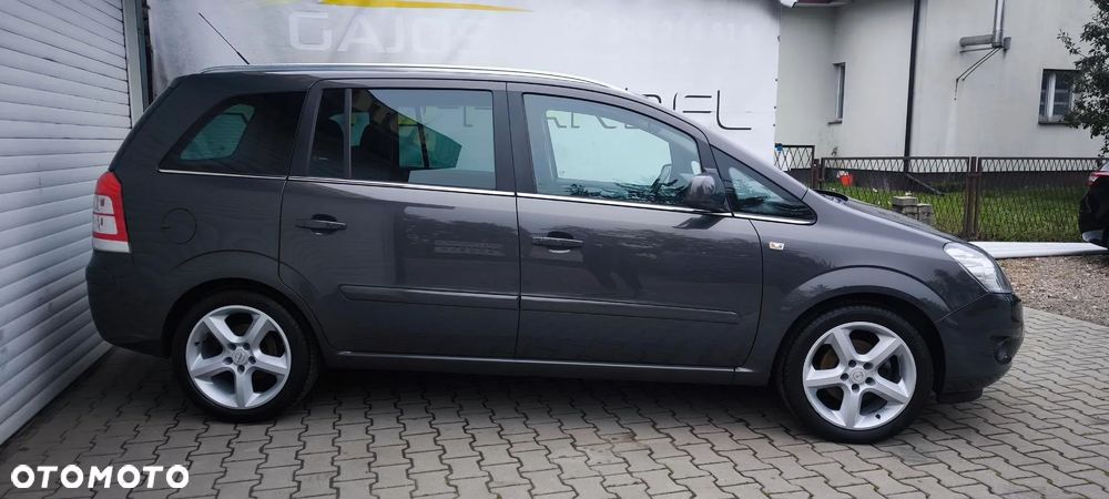 Opel Zafira 1.8 Sport - 3