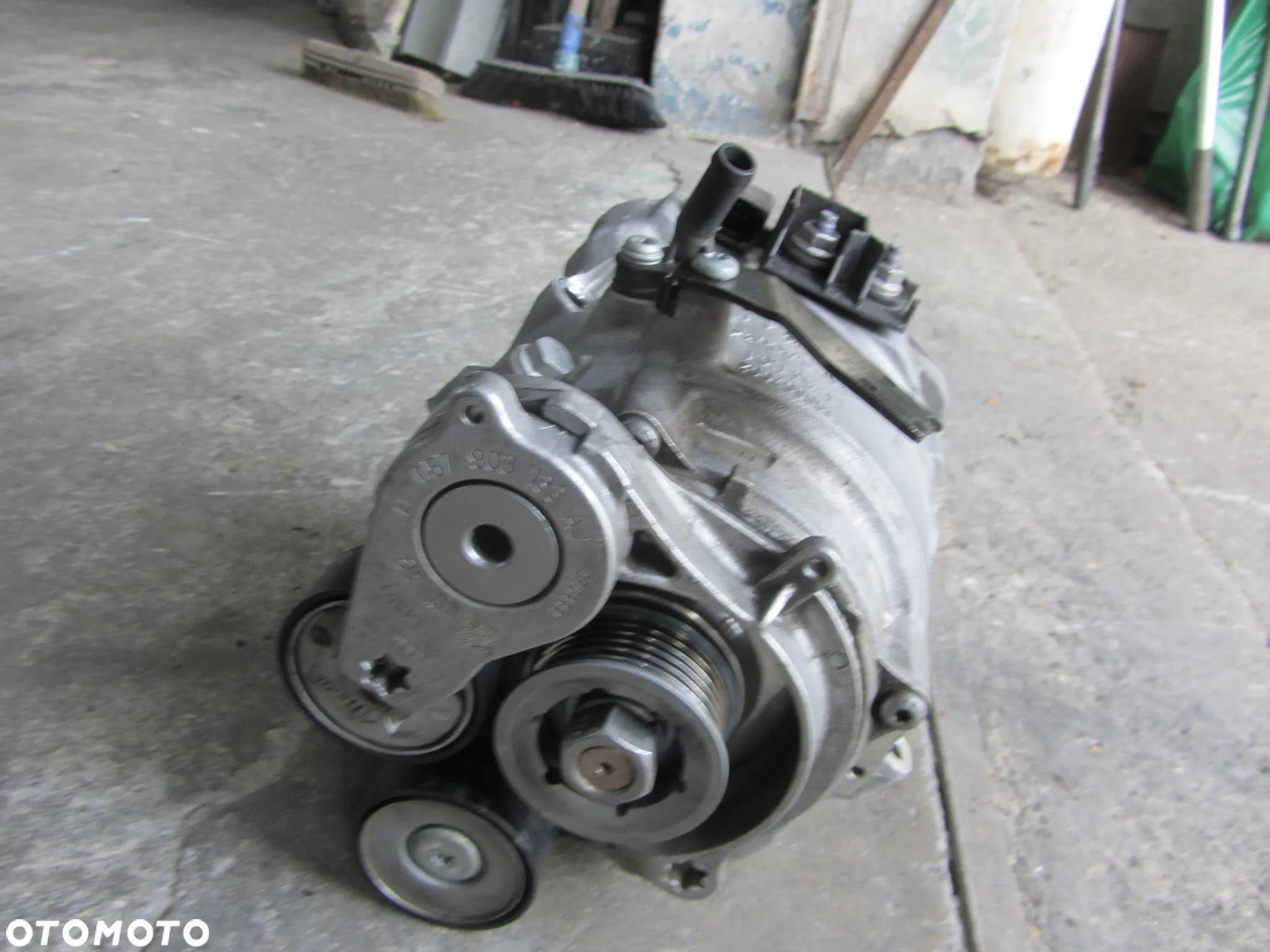AUDU 3.0 TDI Alternator Rozrusznik4N0903028Q Gwarancja - 2
