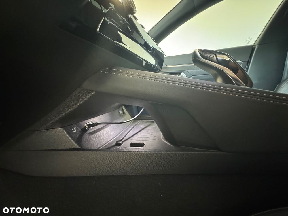 Peugeot 508 1.6 PureTech HYbrid PHEV GT S&S EAT8 - 12