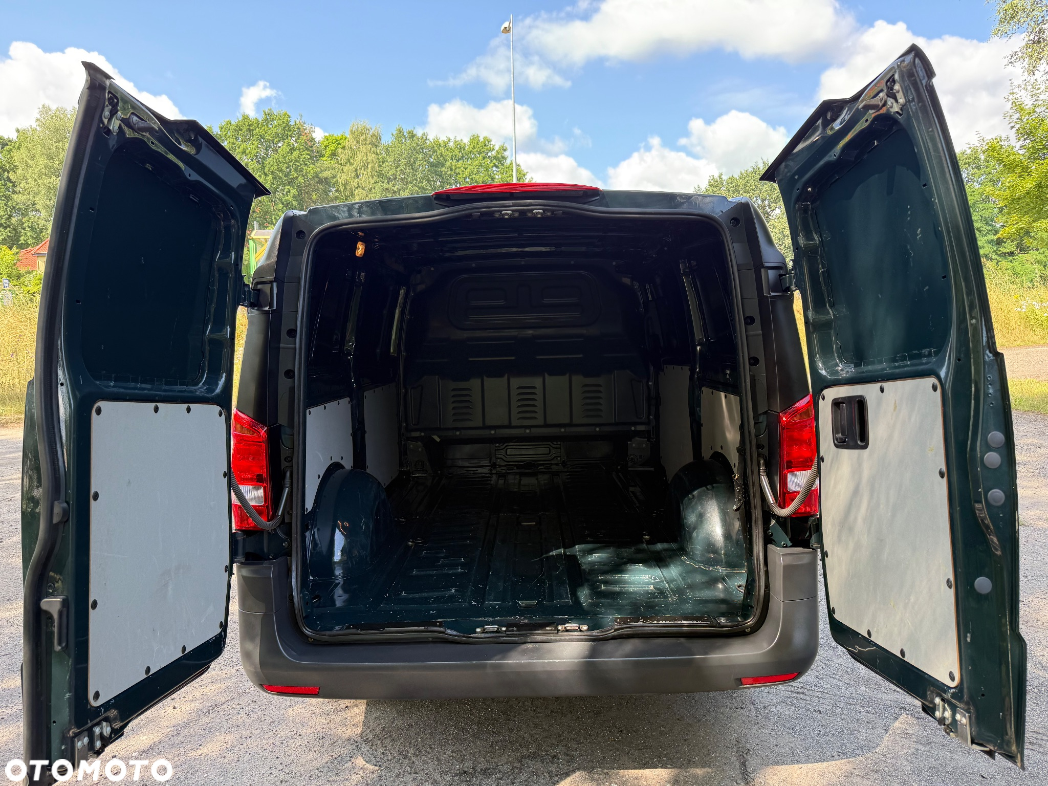 Mercedes-Benz Vito - 23